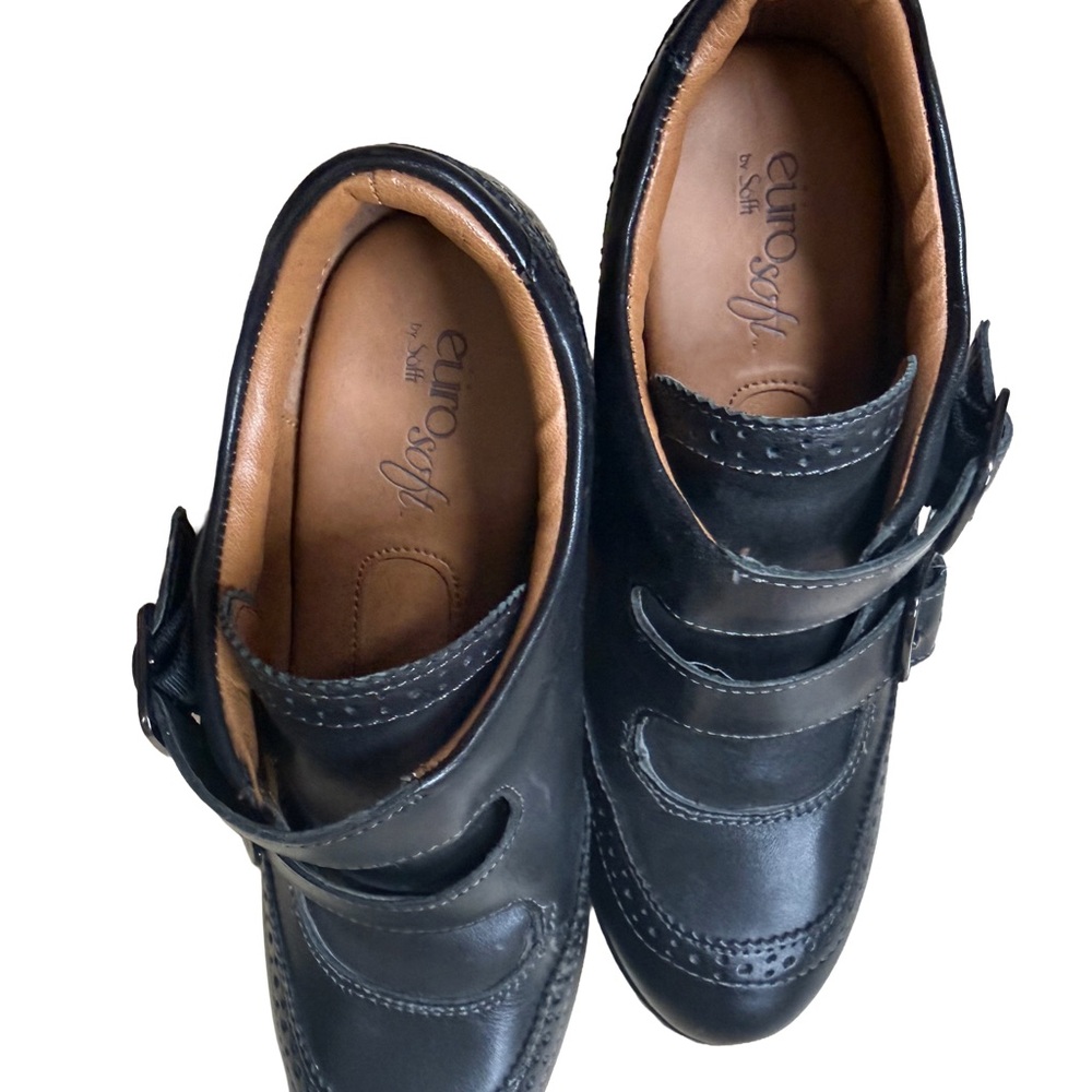 Brawn Double-Buckle Leather Heeled Oxford Pumps - Picture 5 of 5